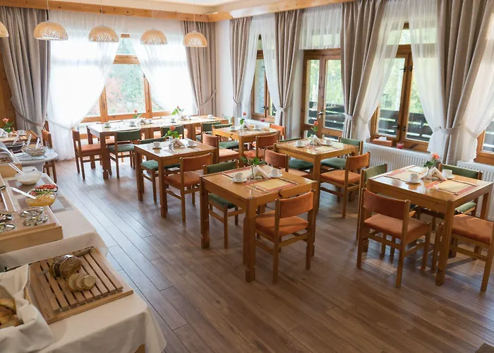 Hotel Profamily 3*